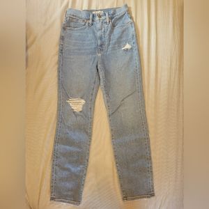 🛑DONATED🛑Madewell The Momjean, Austrey wash: ripped edition